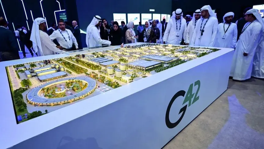G42 الإماراتية تمضي قُدُماً: مركز بيانات OpenAI لن يتوقف