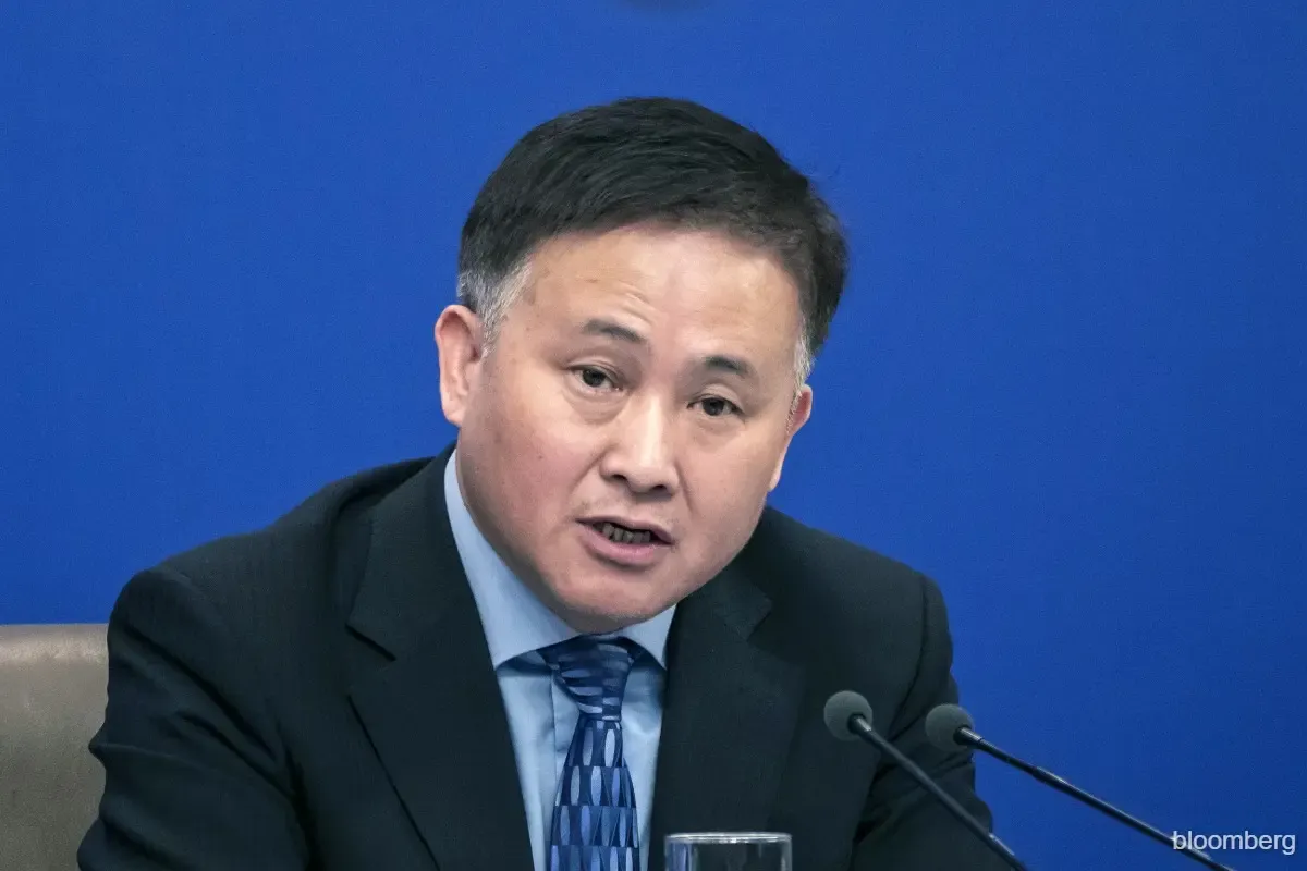 محافظ المركزي الصيني أمام صندوق النقد: الذكاء الاصطناعي خطر وفرصة معاً