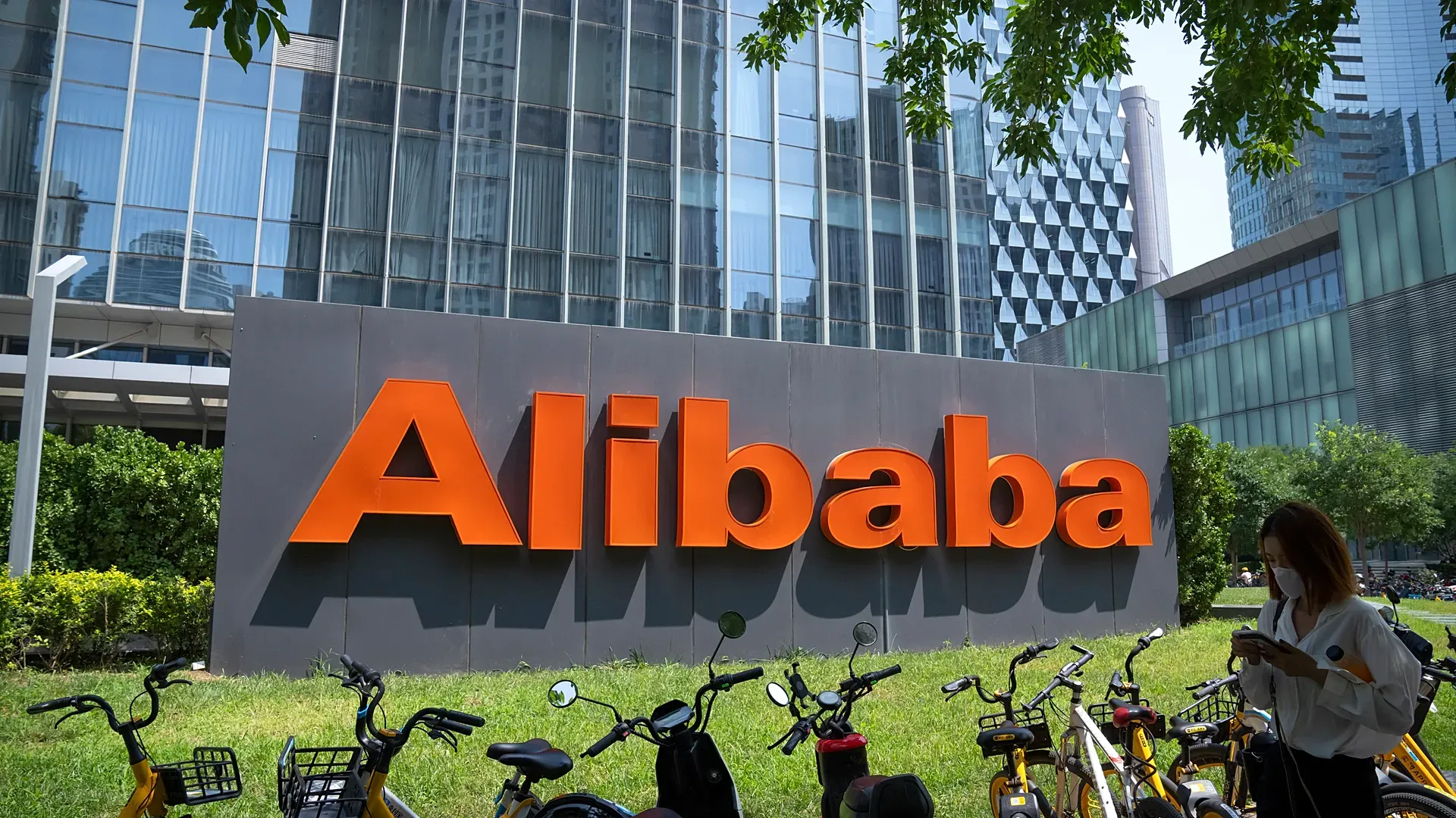 وكيل Metis من Alibaba يُخفّض استدعاءات الأدوات الزائدة من 98% إلى 2%